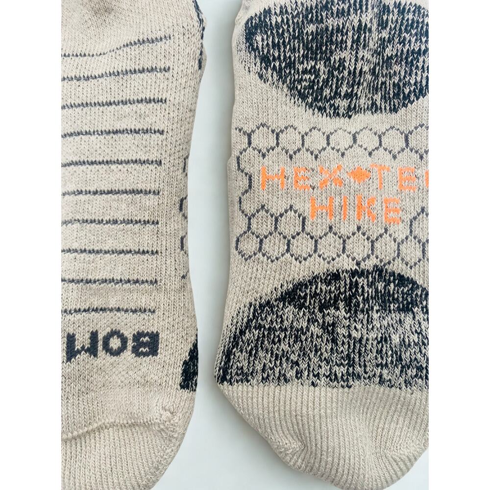 Bombas Tan and Black Low-Cut Performance Socks with Orange Accent. - Picture 4 of 5
